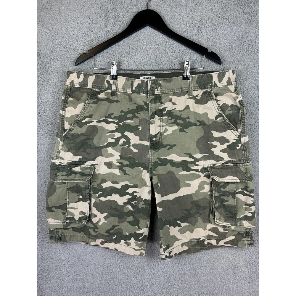 Signature by Levi Strauss Shorts Mens W40 Green Camouflage Cargo Classic Cotton